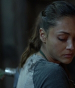 the100s2e04_0255.jpg