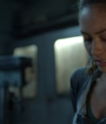 the100s2e04_0305.jpg