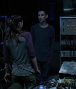 the100_s03e06_0147.jpg