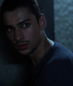the100_s03e08_0210.jpg