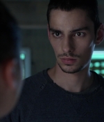 the100_s03e08_0296.jpg