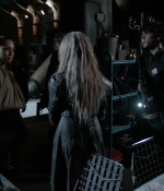 the100_s03e12_0060.jpg
