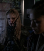 the100_s03e12_0063.jpg