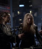 the100_s03e12_0112.jpg