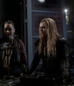 the100_s03e12_0123.jpg