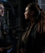 the100_s03e12_0158.jpg