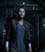 the100_s03e16_0127.jpg