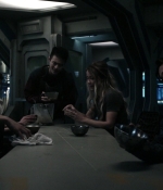 the100_s05e01_0053.jpg