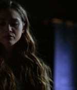 the100_6x02_0046.jpg