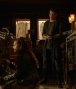 the100_6x04_0109.jpg
