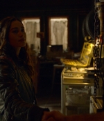 the100_6x04_0135.jpg
