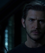 The100_6x09_0079.jpg