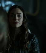The100_6x09_0088.jpg