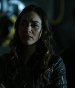 The100_6x09_0091.jpg