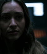 The100_6x09_0113.jpg