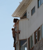 Walker2x02_0324.jpg